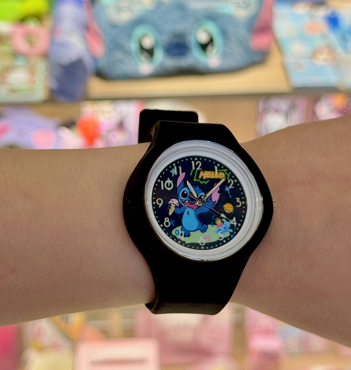 ساعت مچی طرح استیج رنگ مشکی